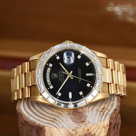 rolex baguette diamond bezel.